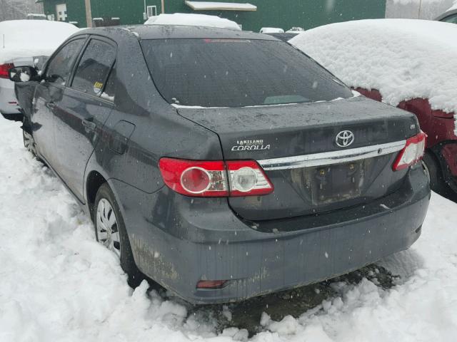 2T1BU4EE0DC114388 - 2013 TOYOTA COROLLA BA GRAY photo 3