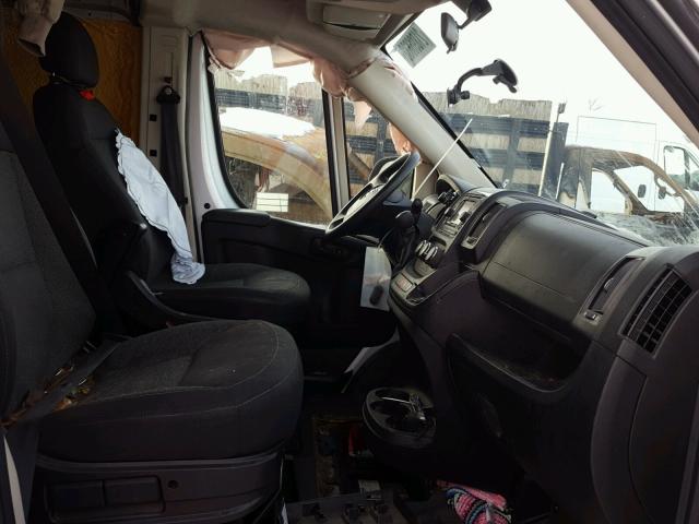 3C6TRVDG2EE117592 - 2014 RAM PROMASTER 银色 照片 5