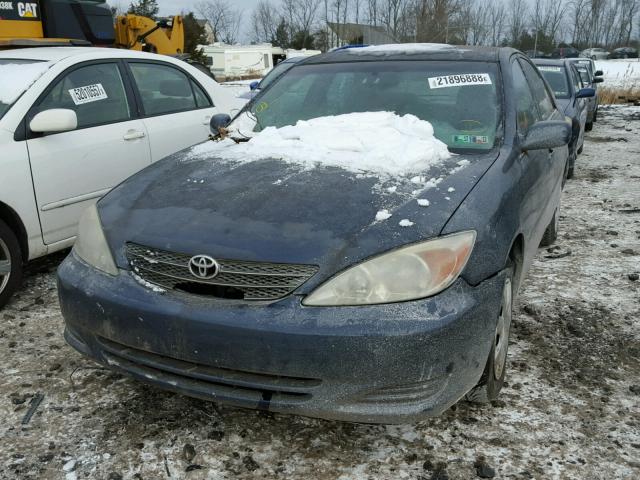 4T1BE32K34U348718 - 2004 TOYOTA CAMRY LE BLUE photo 2