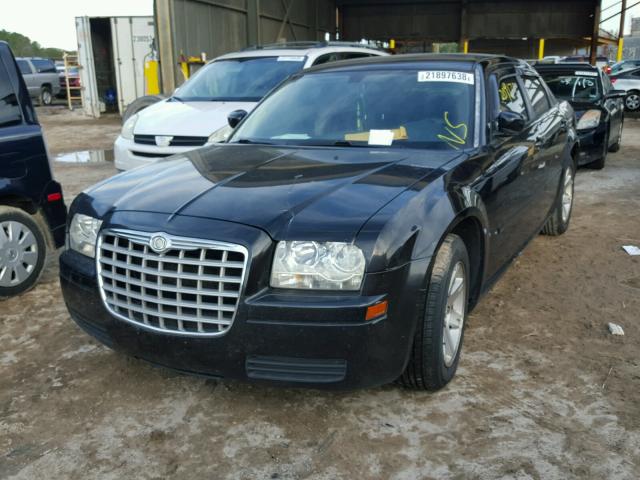 2C3LA43R56H514060 - 2006 CHRYSLER 300 BLACK photo 2