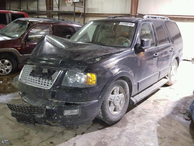 1FMFU20576LA23025 - 2006 FORD EXPEDITION BLACK photo 2