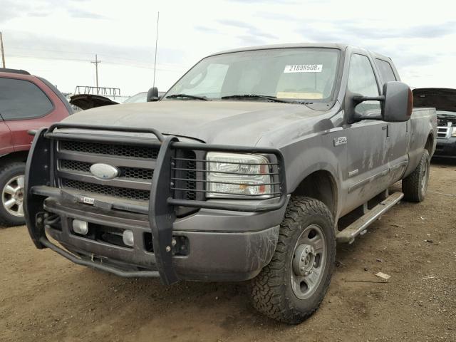 1FTSW21P56EB02923 - 2006 FORD F250 SUPER GRAY photo 2