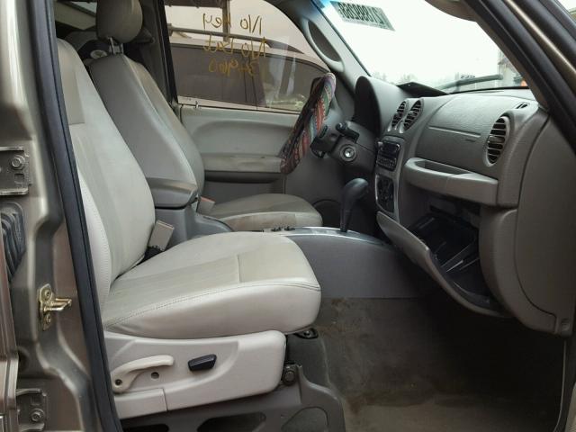 1J4GK58K05W519429 - 2005 JEEP LIBERTY LI GOLD photo 5
