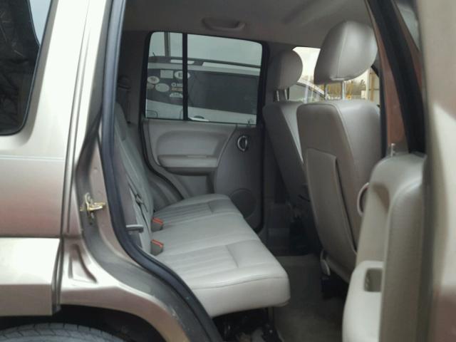 1J4GK58K05W519429 - 2005 JEEP LIBERTY LI GOLD photo 6