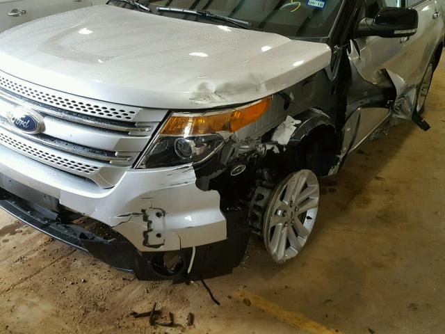 1FM5K7D88FGC49098 - 2015 FORD EXPLORER X SILVER photo 9