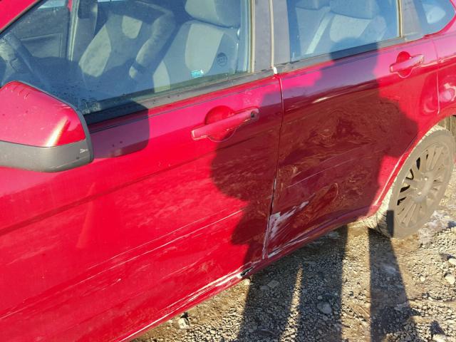 1FAHP36N69W166834 - 2009 FORD FOCUS SES RED photo 9
