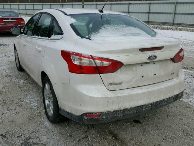 1FAHP3H2XCL178111 - 2012 FORD FOCUS SEL WHITE photo 3