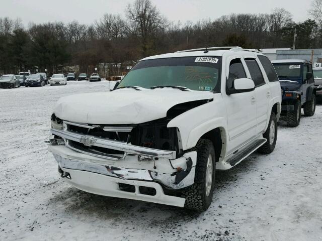 1GNEK13Z83J318356 - 2003 CHEVROLET TAHOE K150 WHITE photo 2