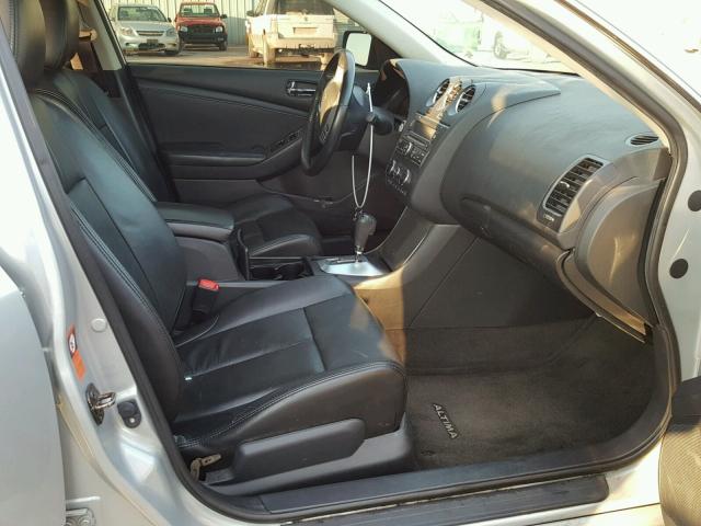 1N4AL21E48N557791 - 2008 NISSAN ALTIMA 2.5 SILVER photo 5