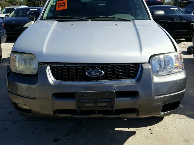 1FMYU03123KB02836 - 2003 FORD ESCAPE XLT SILVER photo 9