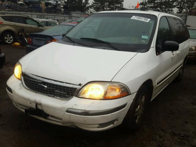 2FMZA52432BB10040 - 2002 FORD WINDSTAR S WHITE photo 2