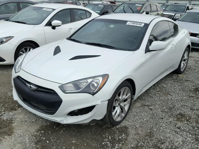 KMHHT6KD0DU094453 - 2013 HYUNDAI GENESIS CO WHITE photo 2