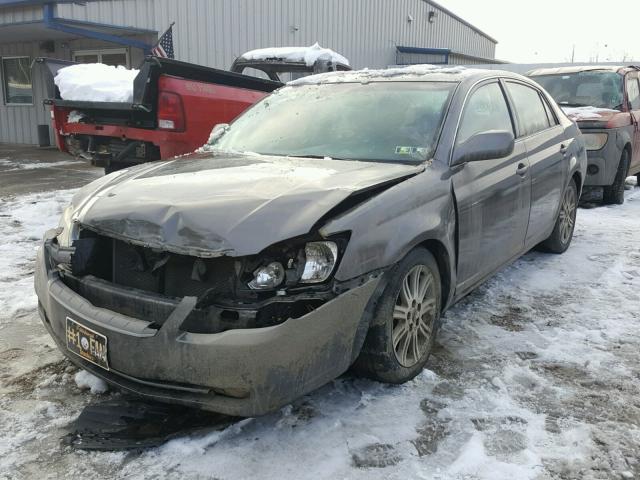 4T1BK36B96U162400 - 2006 TOYOTA AVALON XL GRAY photo 2