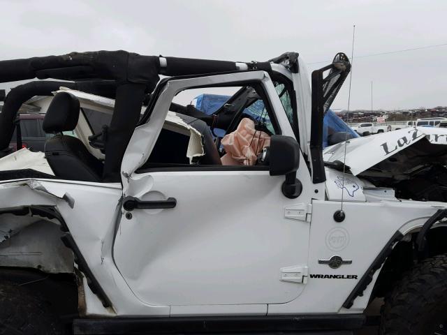 1C4GJWAG5DL572339 - 2013 JEEP WRANGLER S თეთრი ფოტო 5