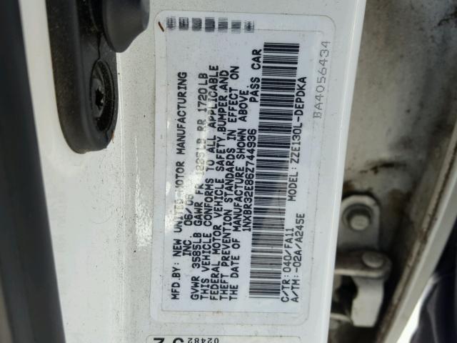 1NXBR32E86Z744936 - 2006 TOYOTA COROLLA CE WHITE photo 10