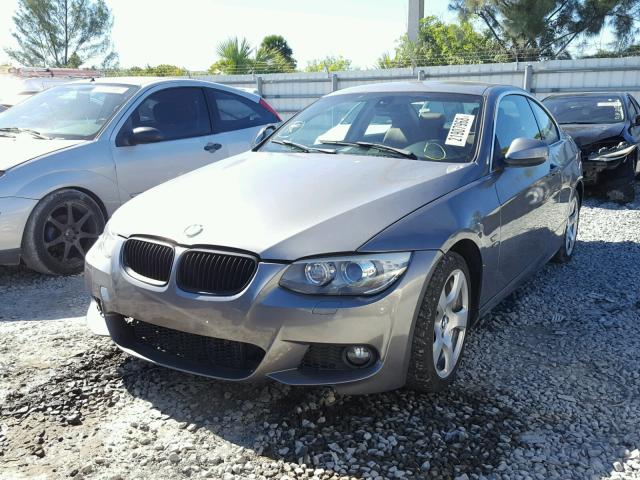 WBAKF5C56BE586492 - 2011 BMW 328 XI SUL GRAY photo 2