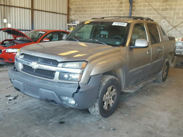 3GNEC13T32G266501 - 2002 CHEVROLET AVALANCHE BEIGE photo 2