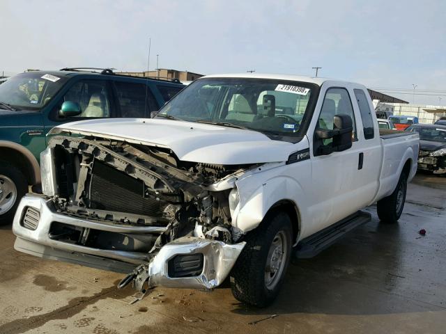 1FT7X2A67FED64713 - 2015 FORD F250 SUPER WHITE photo 2