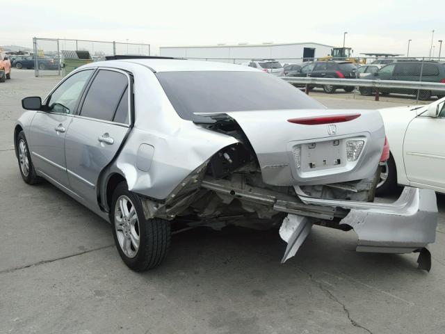 1HGCM56757A147942 - 2007 HONDA ACCORD EX SILVER photo 3