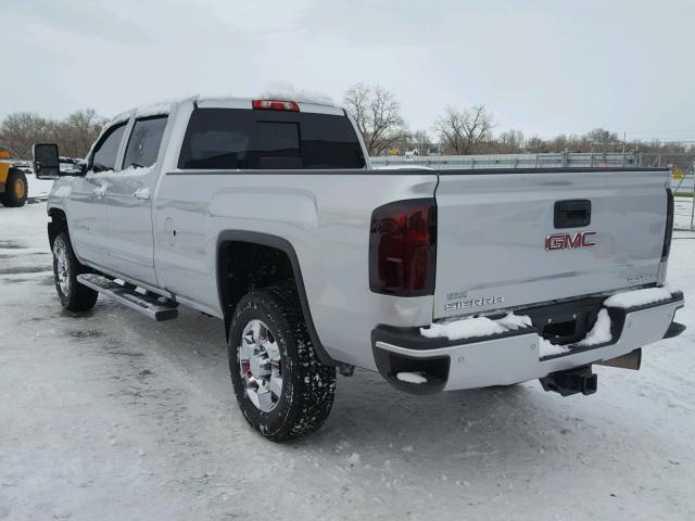 1GT42YEYXHF177656 - 2017 GMC SIERRA K35 SILVER photo 3