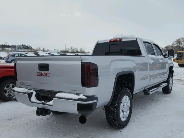 1GT42YEYXHF177656 - 2017 GMC SIERRA K35 SILVER photo 4