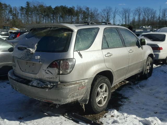 JTJHF10U720275696 - 2002 LEXUS RX 300 SILVER photo 4