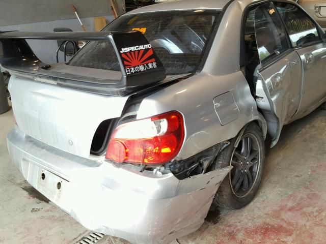 JF1GD29675G525051 - 2005 SUBARU IMPREZA WR GRAY photo 9