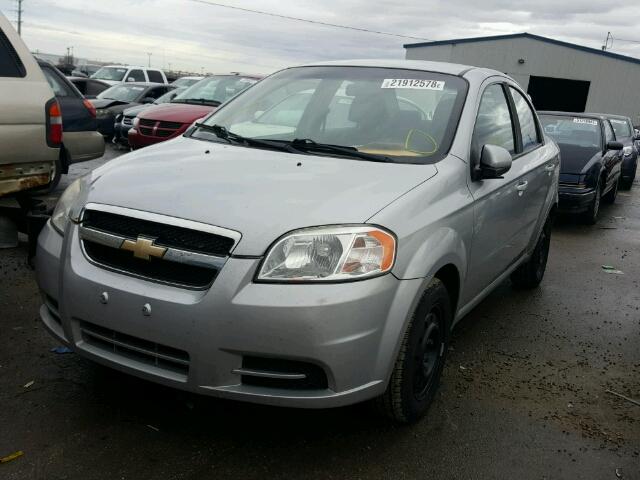 KL1TD5DE5AB099836 - 2010 CHEVROLET AVEO LS SILVER photo 2