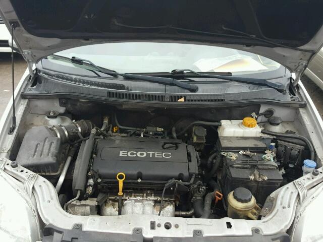 KL1TD5DE5AB099836 - 2010 CHEVROLET AVEO LS 银色 照片 7