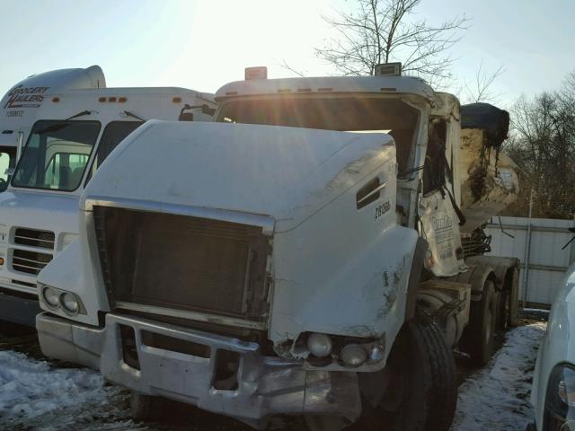 4V5KC9GG56N410599 - 2006 VOLVO VHD WHITE photo 2