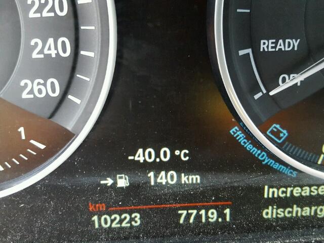 WBXHT3C31GP884231 - 2016 BMW X1 XDRIVE2 Plata foto 8