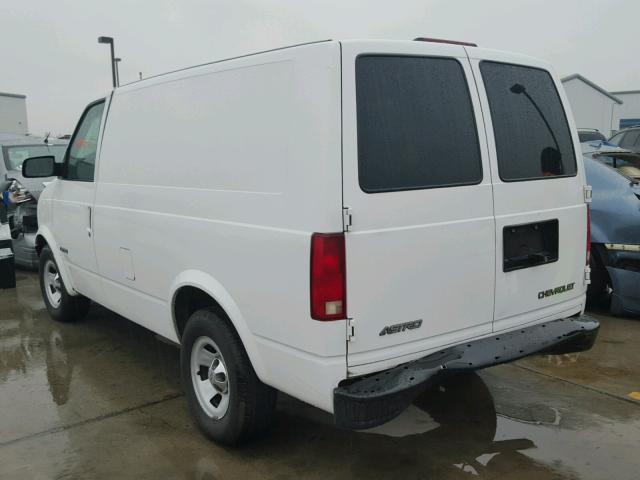 1GCDM19W51B152915 - 2001 CHEVROLET ASTRO WHITE photo 3