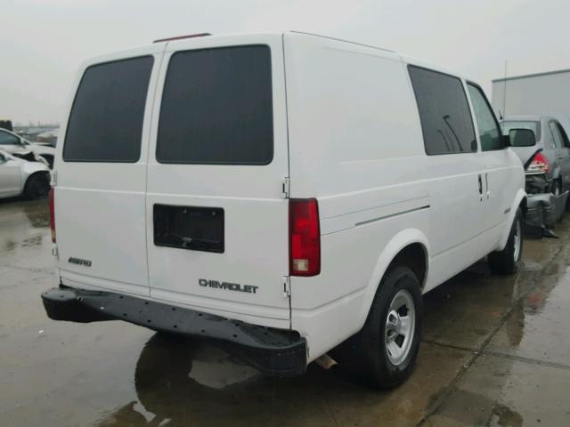 1GCDM19W51B152915 - 2001 CHEVROLET ASTRO WHITE photo 4