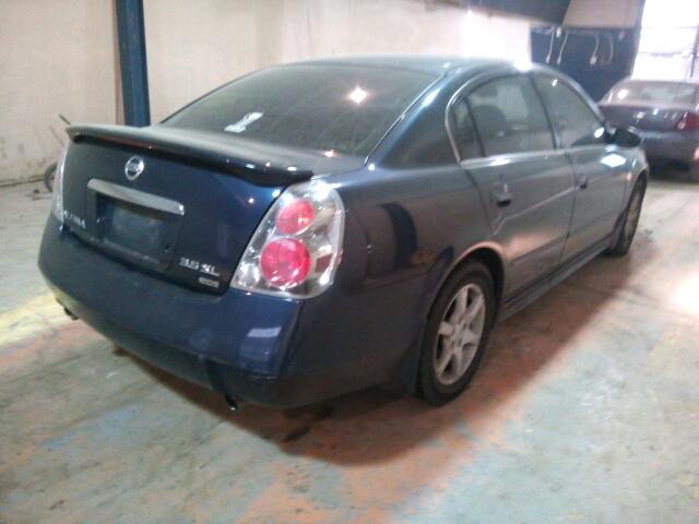 1N4BL11D06C228018 - 2006 NISSAN ALTIMA SE BLUE photo 4