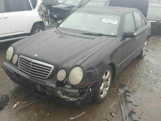 WDBJF65J02B486211 - 2002 MERCEDES-BENZ E 320 BLACK photo 2