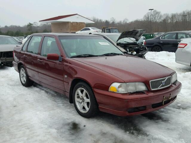 YV1LS61JXY2629468 - 2000 VOLVO S70 BASE MAROON photo 1