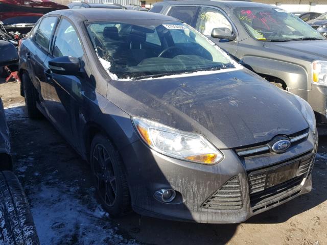 1FAHP3F24CL226527 - 2012 FORD FOCUS SE GRAY photo 1