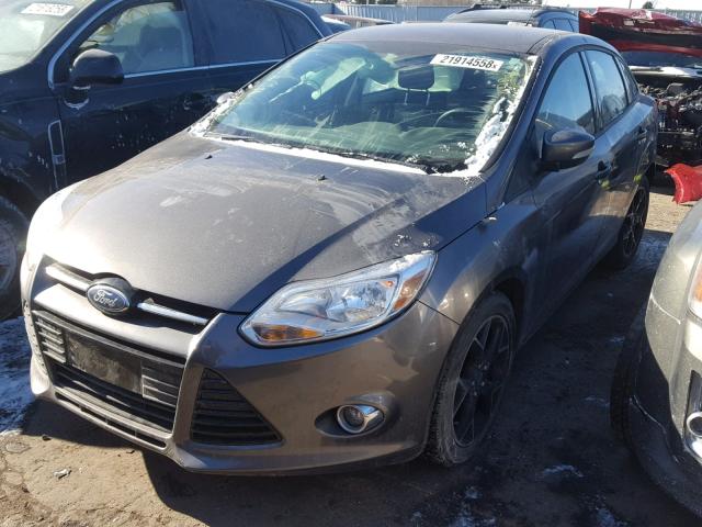 1FAHP3F24CL226527 - 2012 FORD FOCUS SE GRAY photo 2