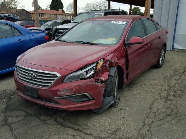 5NPE24AF3GH398392 - 2016 HYUNDAI SONATA SE RED photo 2