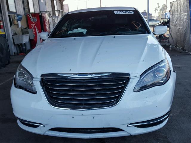 1C3CCBAB6DN670309 - 2013 CHRYSLER 200 LX WHITE photo 9