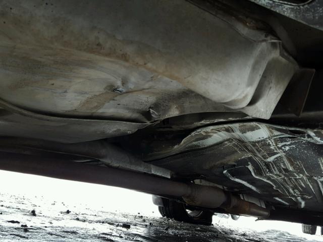 1G1NE52M3WY188648 - 1998 CHEVROLET MALIBU LS 白色 照片 9