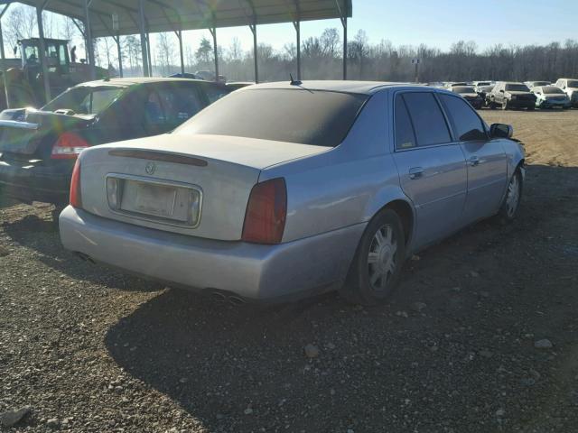 1G6KD54Y85U258490 - 2005 CADILLAC DEVILLE GRAY photo 4