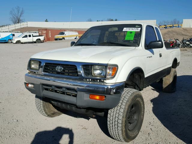 4TAWM72N7VZ228317 - 1997 TOYOTA TACOMA XTR WHITE photo 2