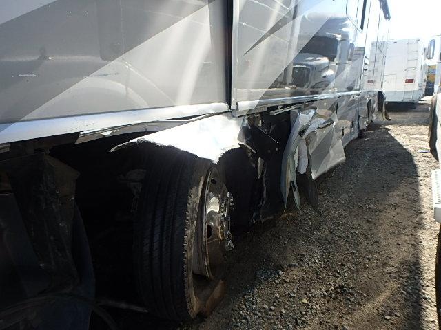 4UZACJDC56CX33671 - 2006 FREIGHTLINER CHASSIS X SILVER photo 9