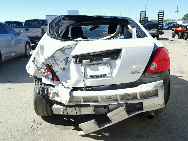 JTKDE167370153939 - 2007 TOYOTA SCION TC WHITE photo 9