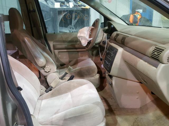 2FMZA57625BA85470 - 2005 FORD FREESTAR S GOLD photo 5