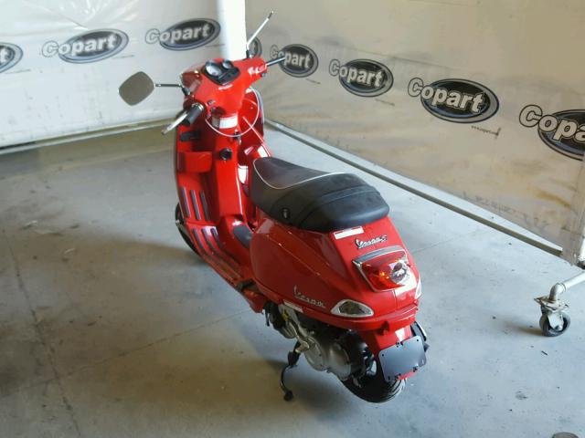 ZAPC386B305502309 - 2013 VESPA LX 50 RED photo 3