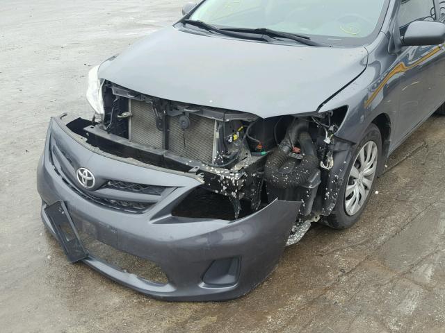 2T1BU4EE1CC802656 - 2012 TOYOTA COROLLA BA GRAY photo 9