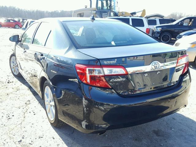 4T1BK1FK9CU523110 - 2012 TOYOTA CAMRY SE BLUE photo 3