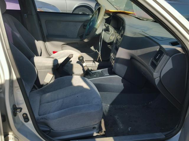 KMHDN46D75U976034 - 2005 HYUNDAI ELANTRA GL SILVER photo 5